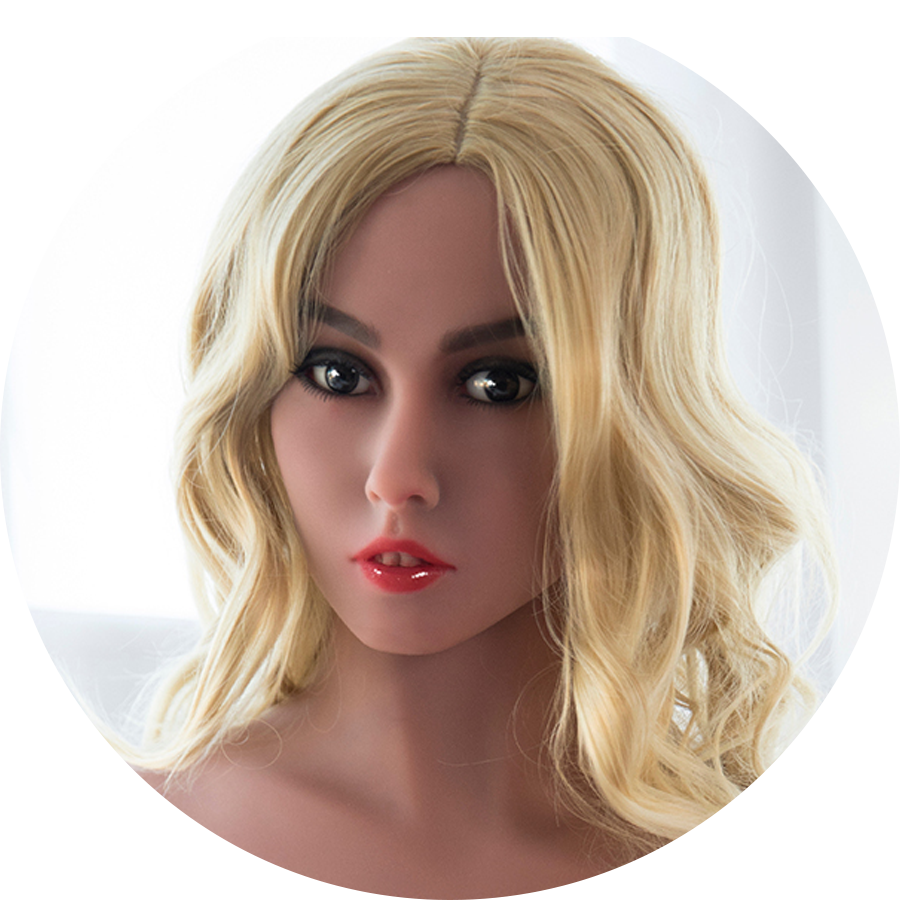 Realistische Sexpuppe, blond, Porträt