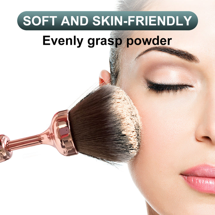 Make-up-Pinsel auf Gesicht anwenden