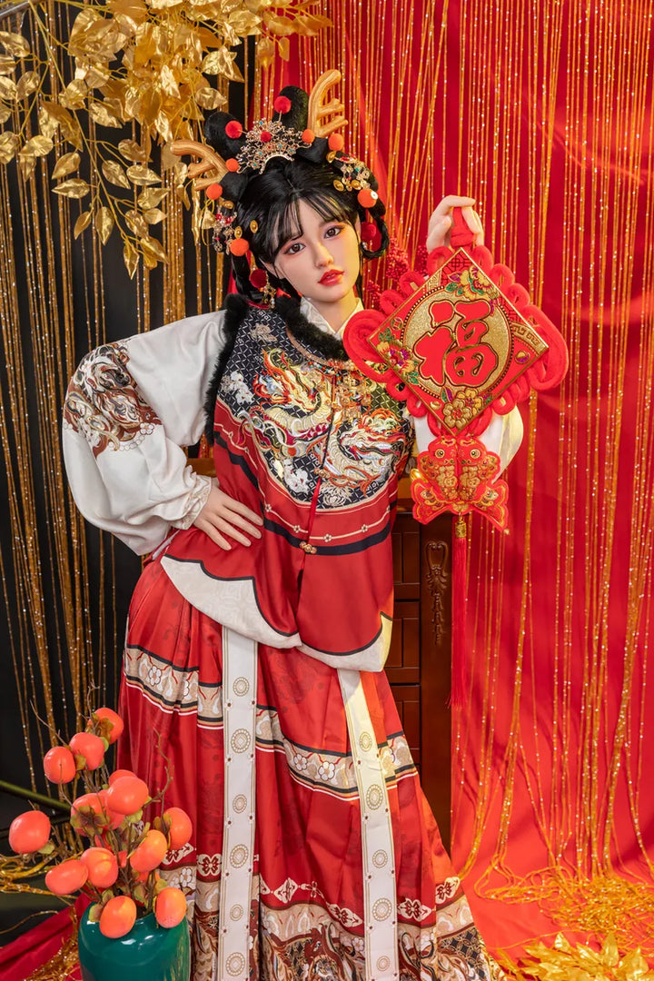 Frau in traditioneller asiatischer Tracht