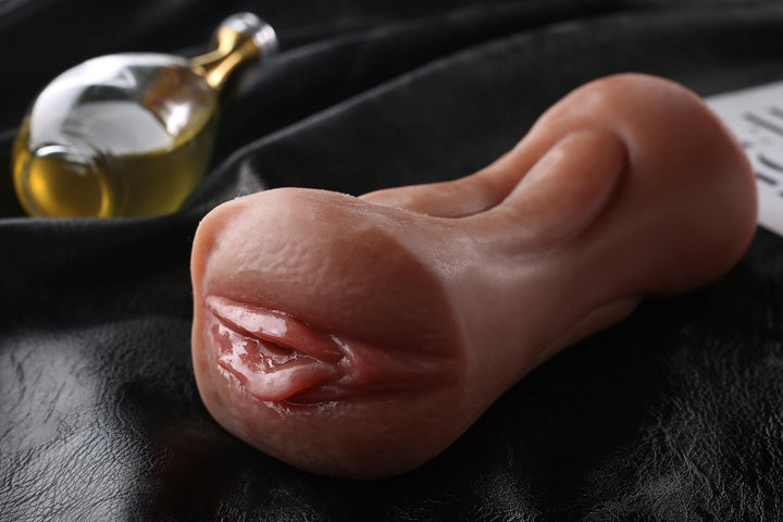 marielove pocket pussy Ashley's pussy and mouth