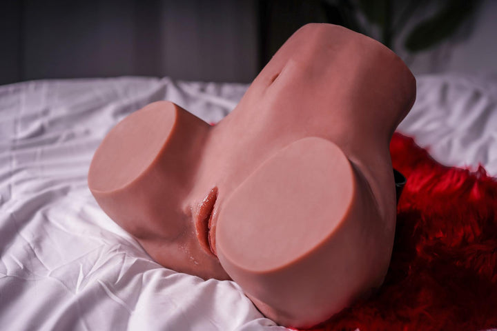 marielove masturbator torso Camille-Elisa body with vibration and moaning function