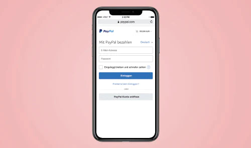 Smartphone zeigt PayPal-Zahlungsseite