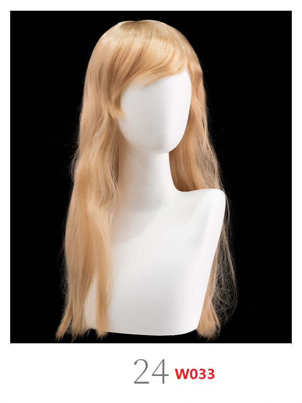 Mannequin-Kopf mit blonden Haaren